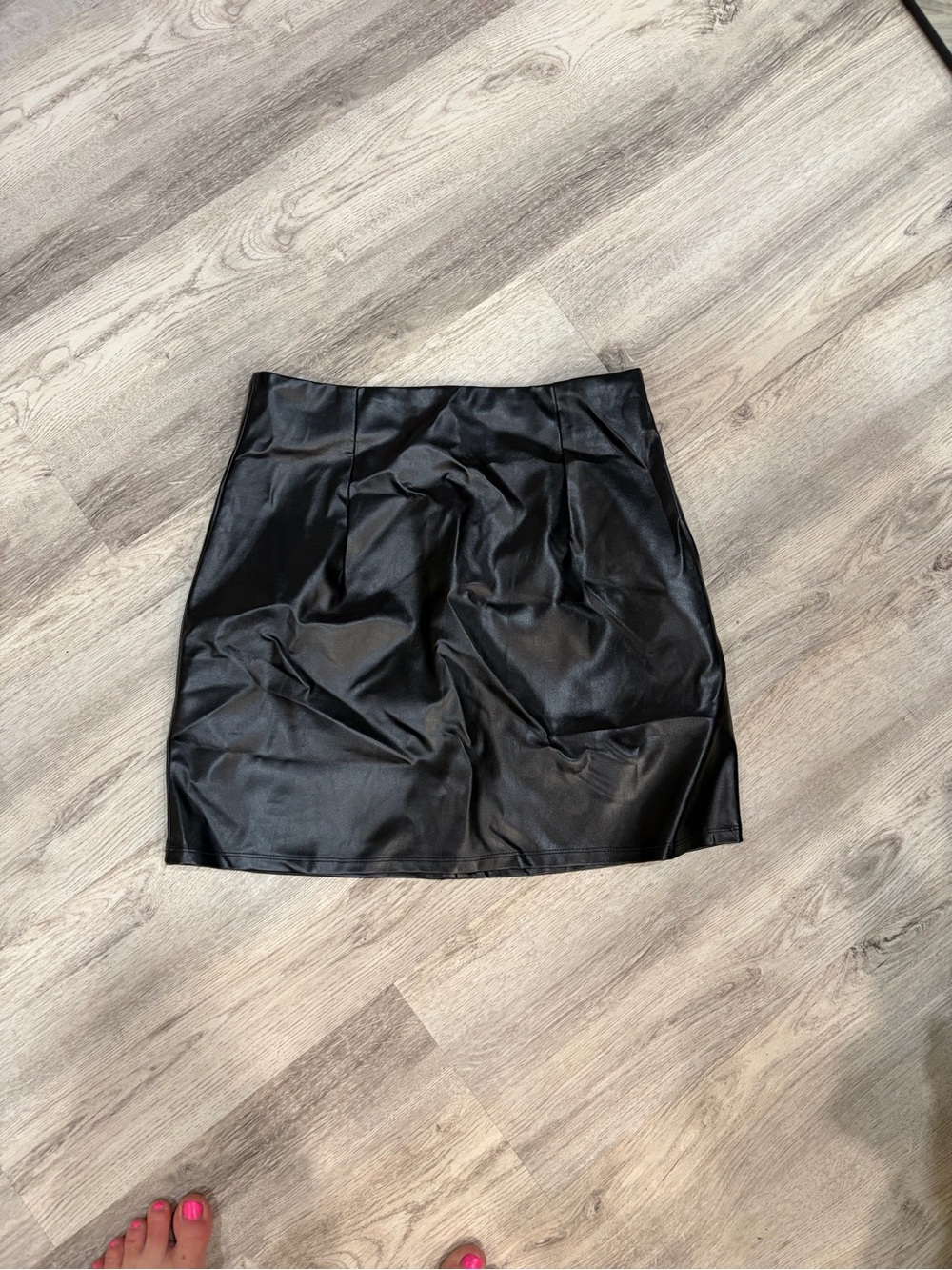 Fashion Nova Black Faux Leather Mini Skirt
